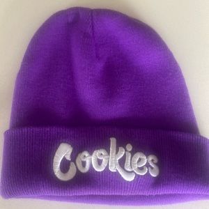 Beenie - brand new - never worn.  Cookies